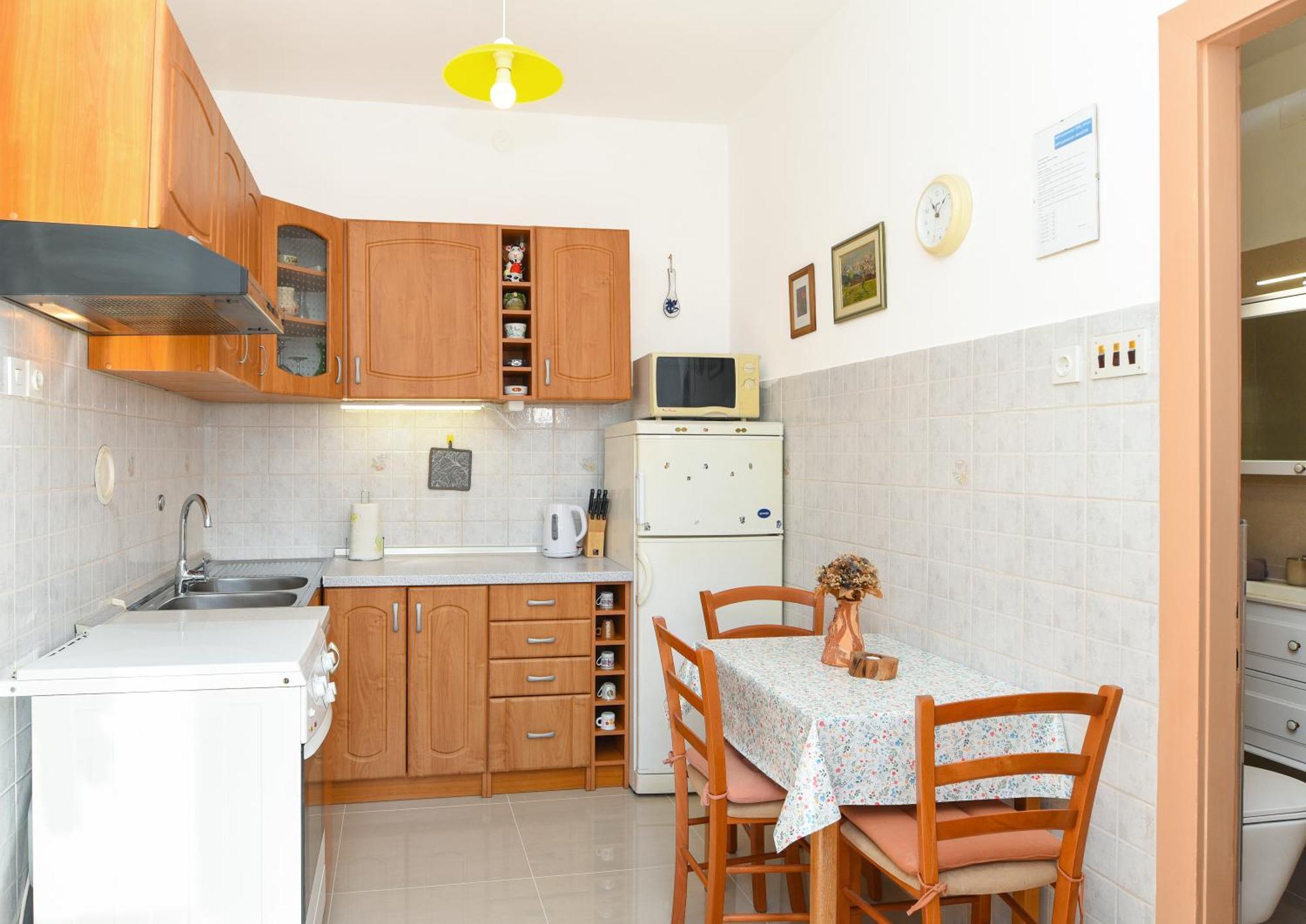 Apartmani Zupanic Koromačno エクステリア 写真